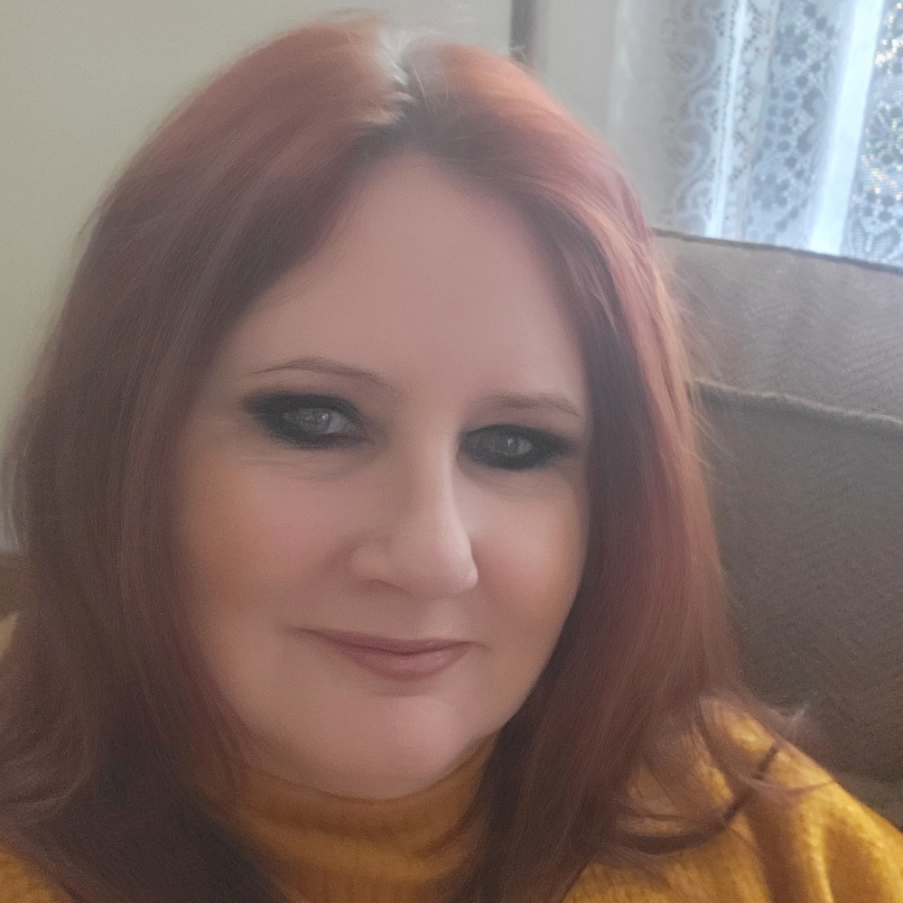 Meet your Posher, Deirdre